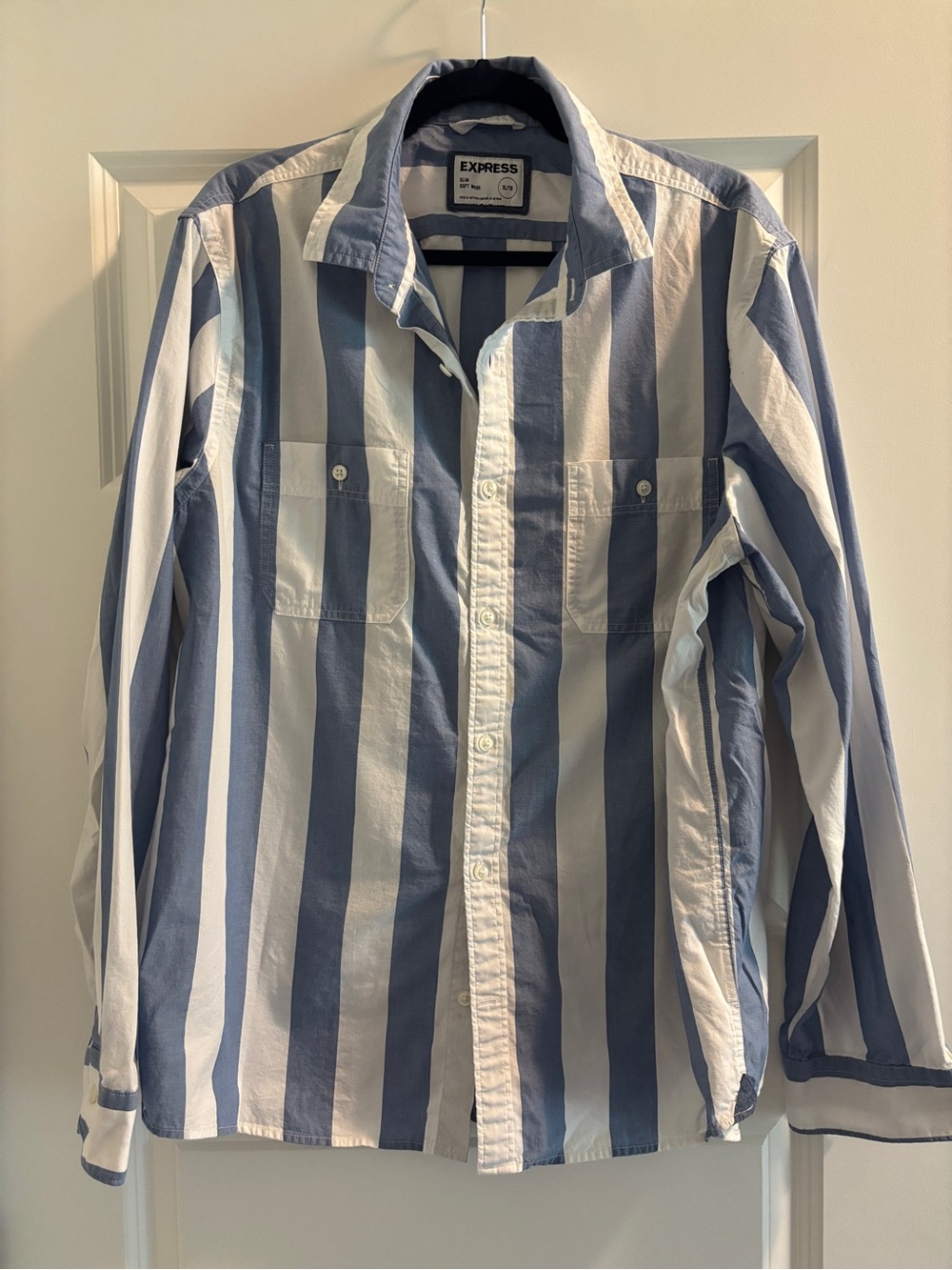 Men’s Express Button Down